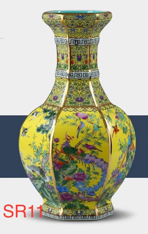 Qianlong Famille Rose Flower and Bird Vase (Imitation)